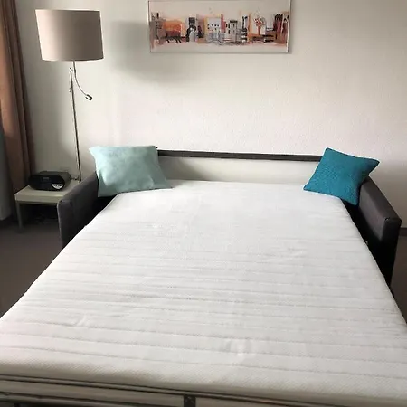 Ravaisch Apartman *